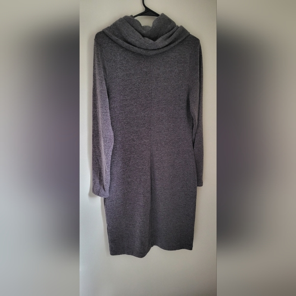 Banana Republic Womens M sweater dress - Picture 2 of 2